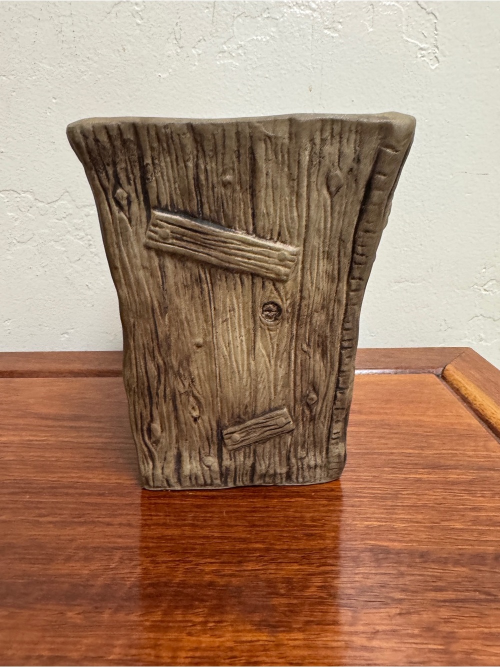Vintage 1973 Outhouse Mug - RARE Kitsch Humor Collectible - Picture 2 of 8